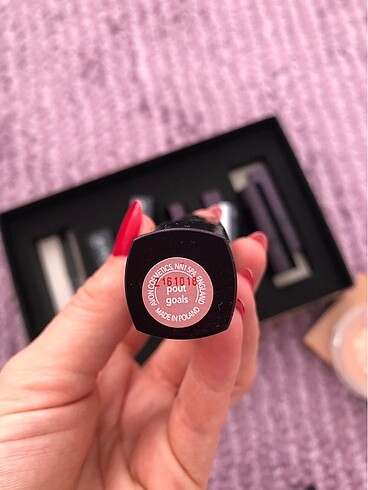 Avon ruj