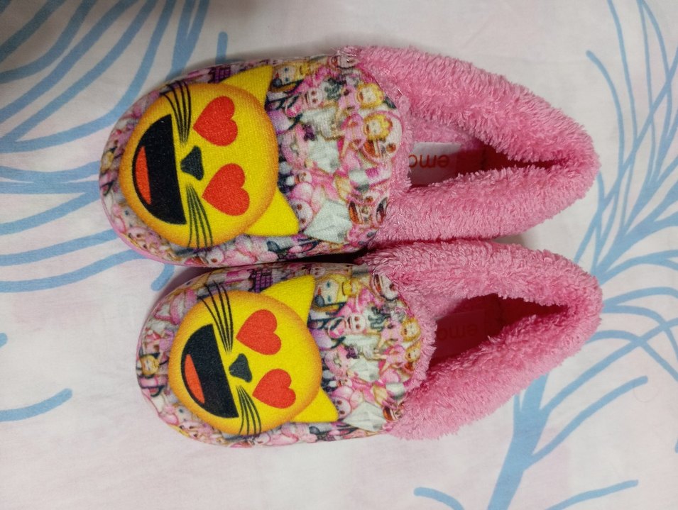 Renkli Kız Çocuk Sıcak Peluş Terlik - Görsel 2