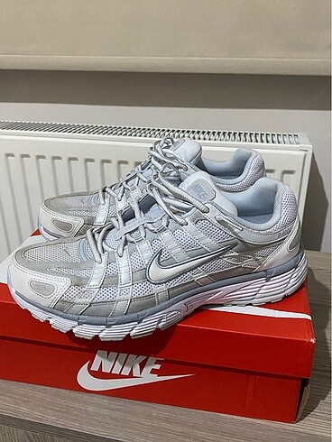 Nike nike p6000