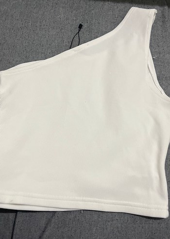 Beyaz Crop Top - Görsel 3