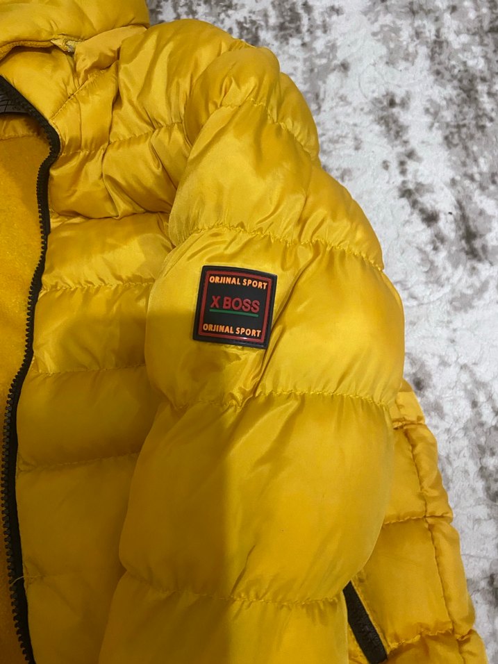 Sarı Kürklü Erkek Çocuk Mont - Görsel 4