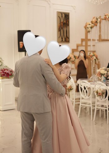 36 Beden pembe Renk Pembe Dantel Detaylı Modern Nişan Elbisesi