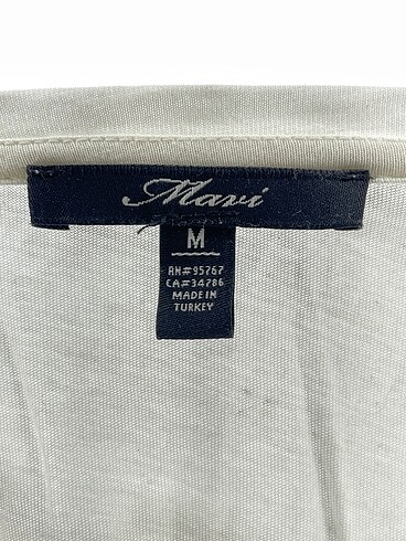 m Beden beyaz Renk Mavi Jeans Bluz %70 İndirimli.