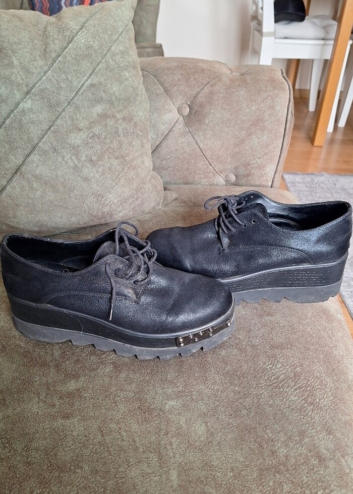 Kalın taban ayakkabı - Görsel 2