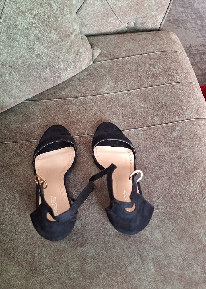 Kadın topuklu ayakkabı - Görsel 3