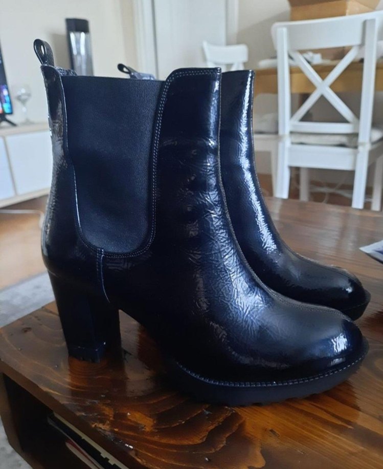 Siyah rugan butigo bot - Görsel 3