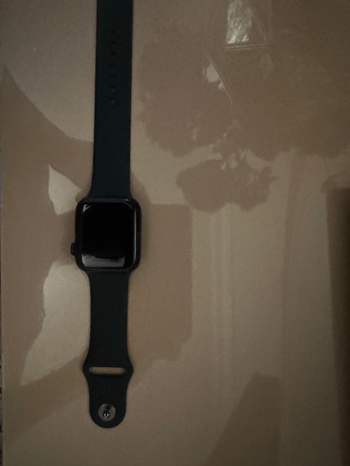 Siyah Apple SE 44 mm WATCH Akıllı Saat - Görsel 2