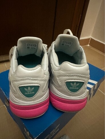 39,5 Beden Adidas falcon