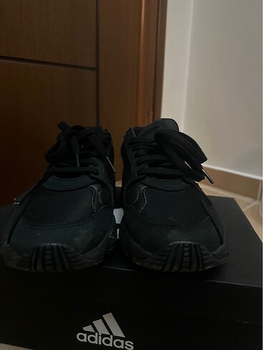 40 Beden siyah Renk Adidas falcon