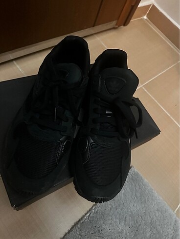 40 Beden Adidas falcon