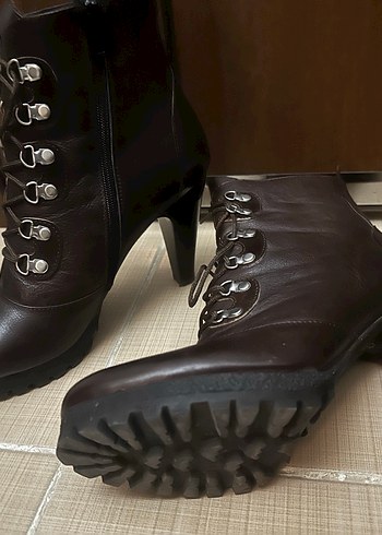 Kahverengi Gerçek Deri Gotik Topuklu Kadın Bot - Görsel 4