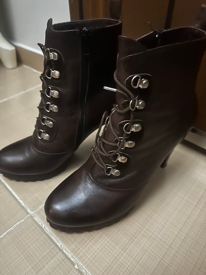 Kahverengi Gerçek Deri Gotik Topuklu Kadın Bot - Görsel 3