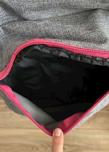 sırt çantası - Görsel 3