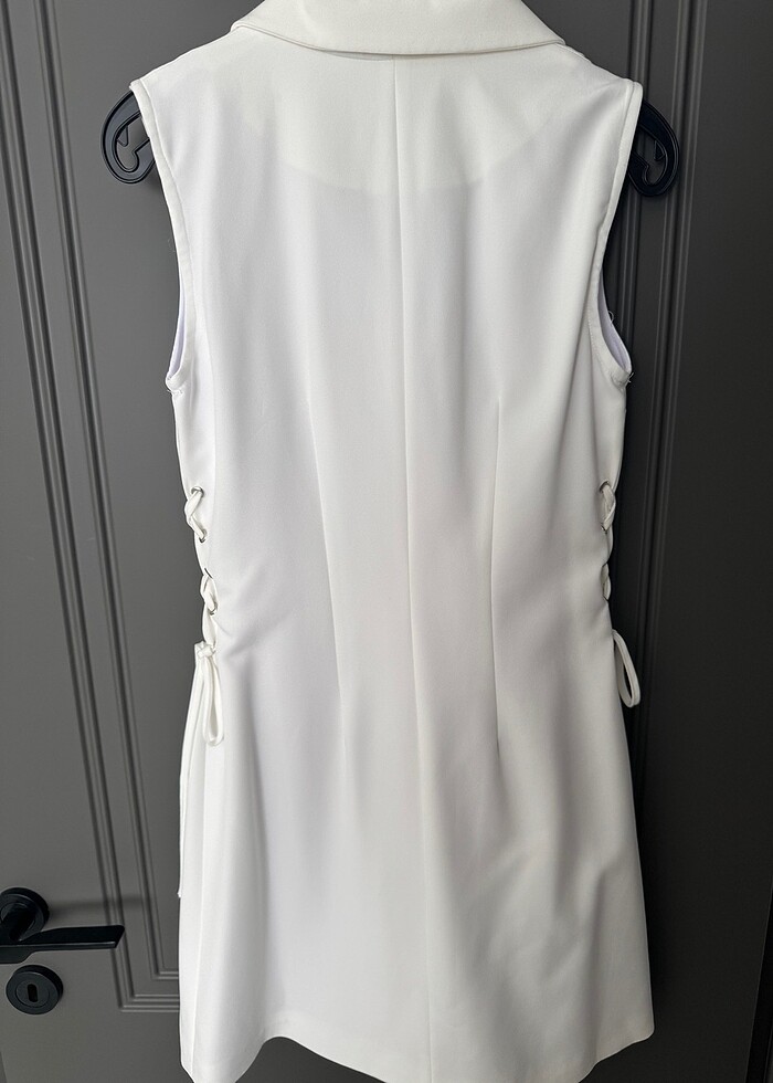 Beyaz Ceket Elbise - Görsel 2