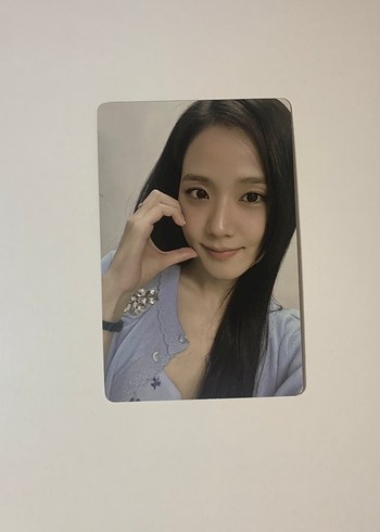jisoo lomocard iki adet istediğiniz - Görsel 3