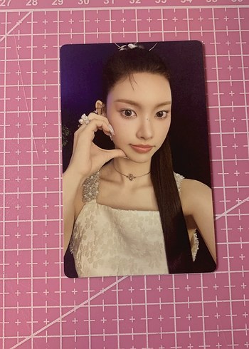 illit yunah bomb wewerse orj pc