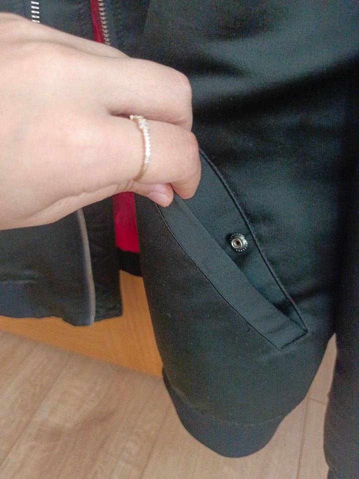 Fermuarlı Siyah Satenimsi Bomber Ceket - Görsel 4