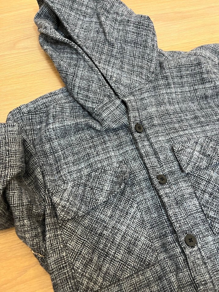 Kapüşonlu Düğmeli yünlü Gömlek - Görsel 4