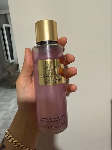 Victoria seyret velvet petals - Görsel 2