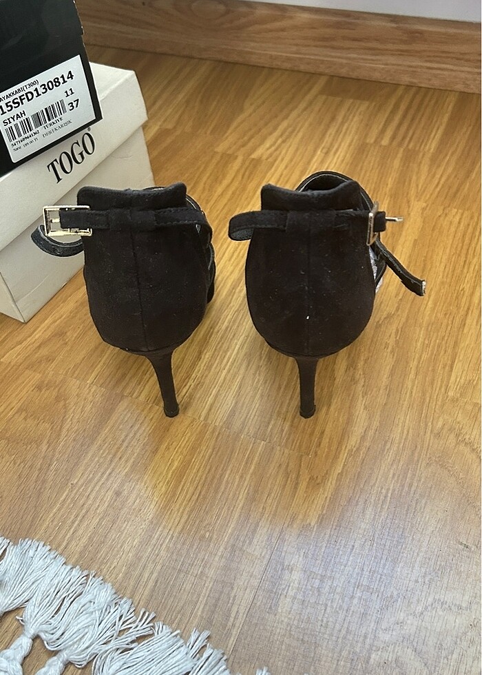 Gece şık abiye elbisesi - Görsel 3