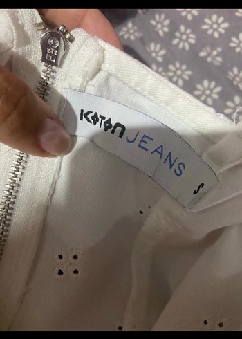 Koton Koton nakışlı beyaz halter yaka mini elbise