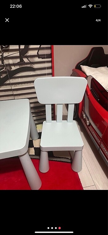  Beden mavi Renk Ikea Mammut masa ve ıkı sandalyesi