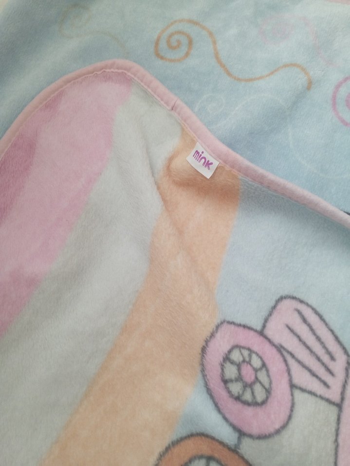 Pembe Desenli Çocuk Battaniyesi - Görsel 3