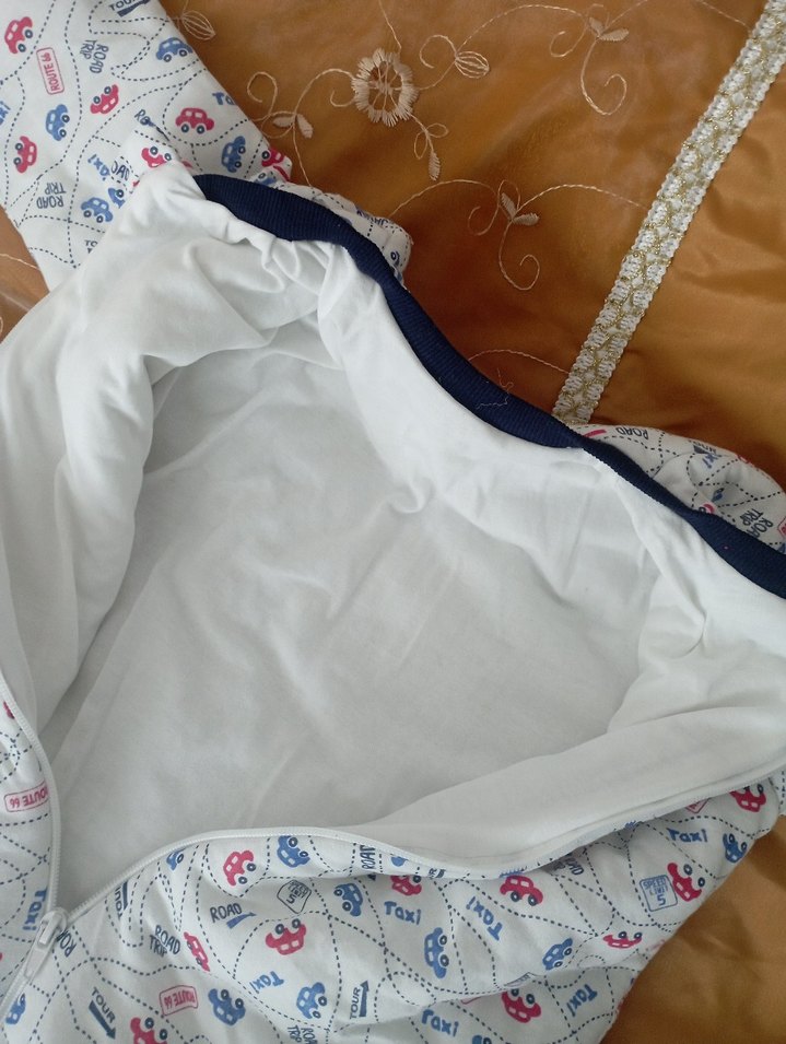 Renkli Desenli Beyaz Bebek Tulum - Görsel 3