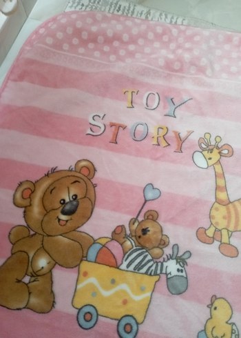 Pembe Desenli Çocuk Battaniyesi - Görsel 2