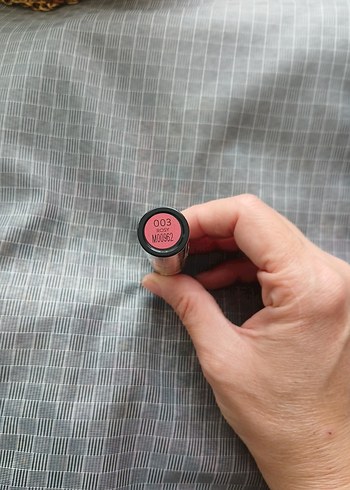 Pembe Renkli Ruj 003