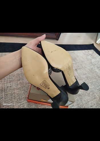 36 Beden Diger Siyah simli Stiletto