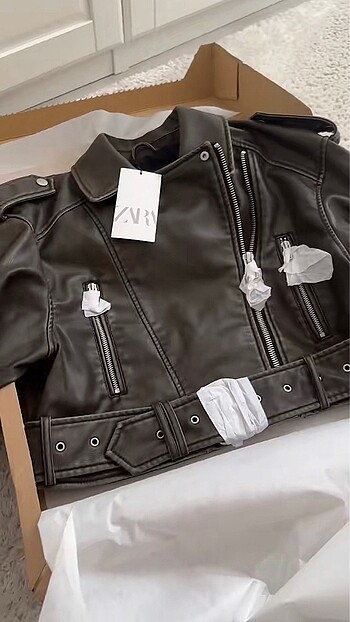 ZARA VİRAL DERİ CEKET FÜME