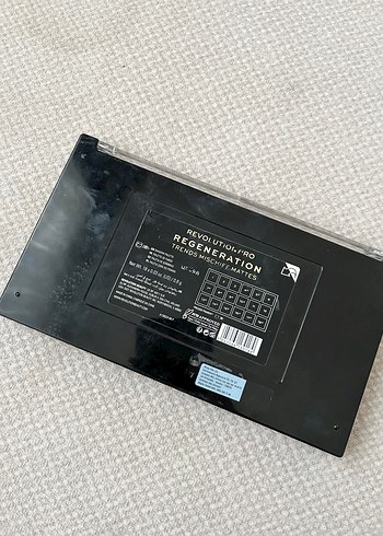 Revolution Pro  Far Paleti - Görsel 2