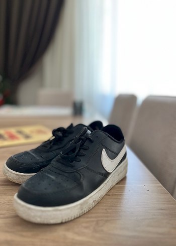 Siyah Gri Minimalist Kadın Spor Ayakkabı