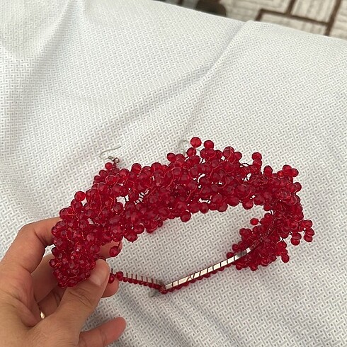 Tasarımcı Kıma tacı