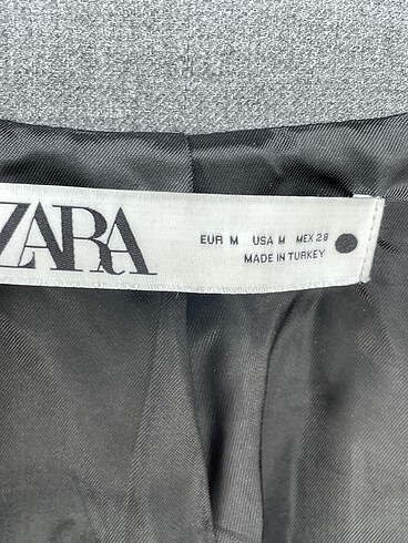 m Beden gri Renk Zara Blazer %70 İndirimli.