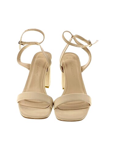 39 Beden Vintage Love Sandalet %70 İndirimli.