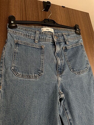 s Beden Mango Flare Jean