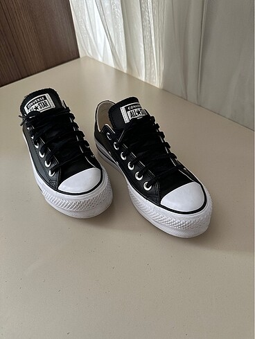 Converse Converse Deri Platform Sneaker