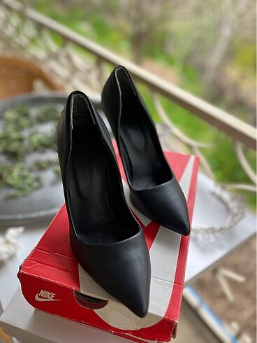 Diğer stiletto ayakkabı