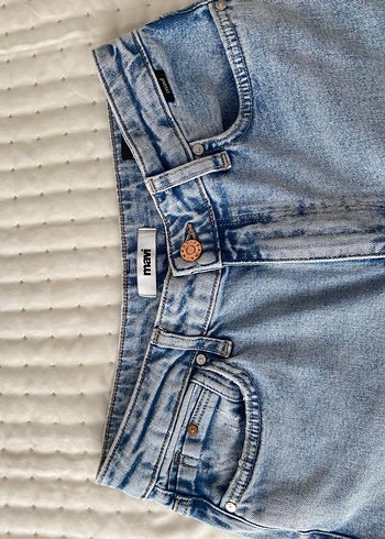 27 Beden mavi Renk Düğmeli Mavi Rahat Kesim Kadın Kot Pantolon