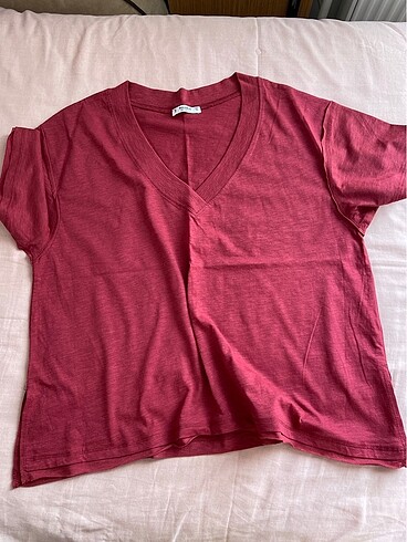 Oversize v yaka tişört