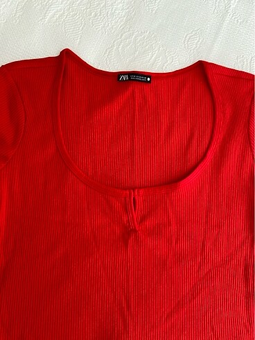 m Beden Kırmızı crop zara