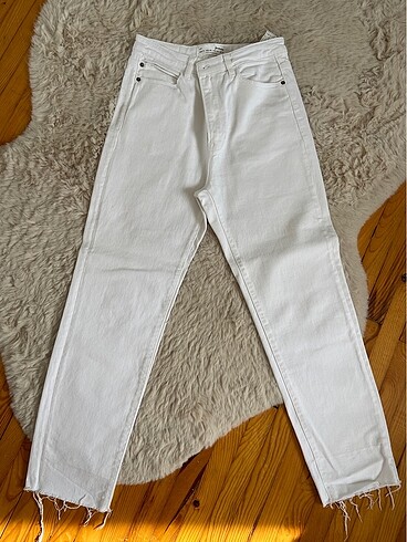 Stradivarius Beyaz jean