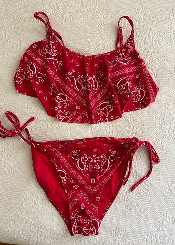 Kırmızı Dantel Detaylı Bohem Bikini