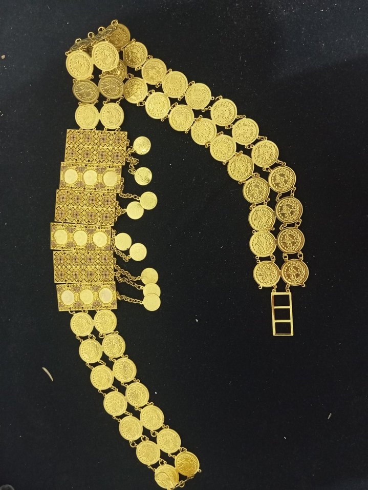 Altın Renkli Zincir Detaylı Kadın El Zinciri - Görsel 3