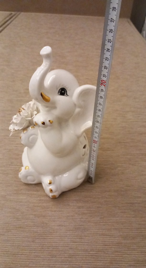 Beyaz Pastel büyük Fil Biblo - Görsel 4