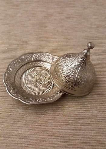 gümüş Renkli İşlemeli Geleneksel Tabaklı Kapak bir adet - Görsel 2