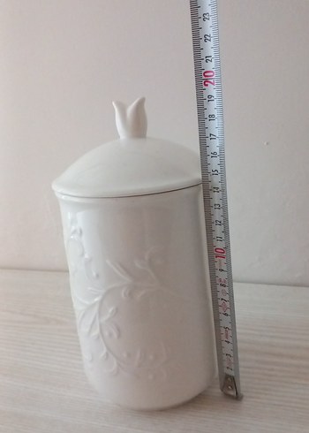 Beyaz Kabartmalı Kapaklı Vazo kavanoz - Görsel 2