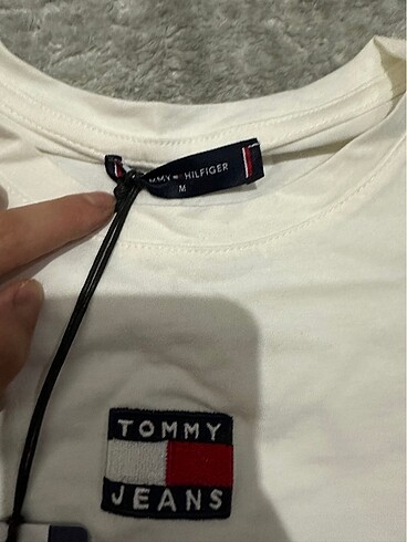 Tommy tshirt